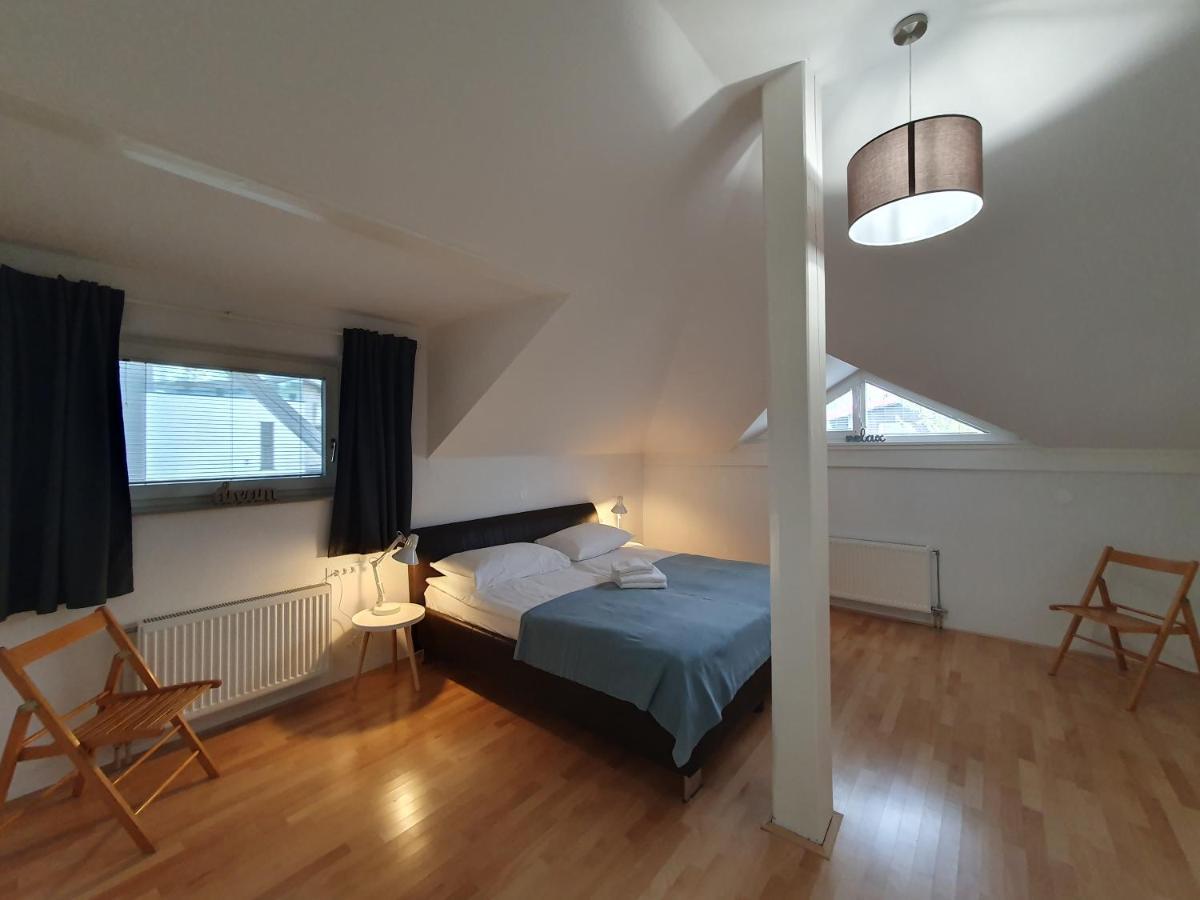 Charming Apartment Mila In Privat House With Free Parking Ljubljana Exterior photo